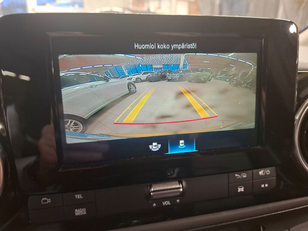 Mercedes-Benz T 2022 Keltainen