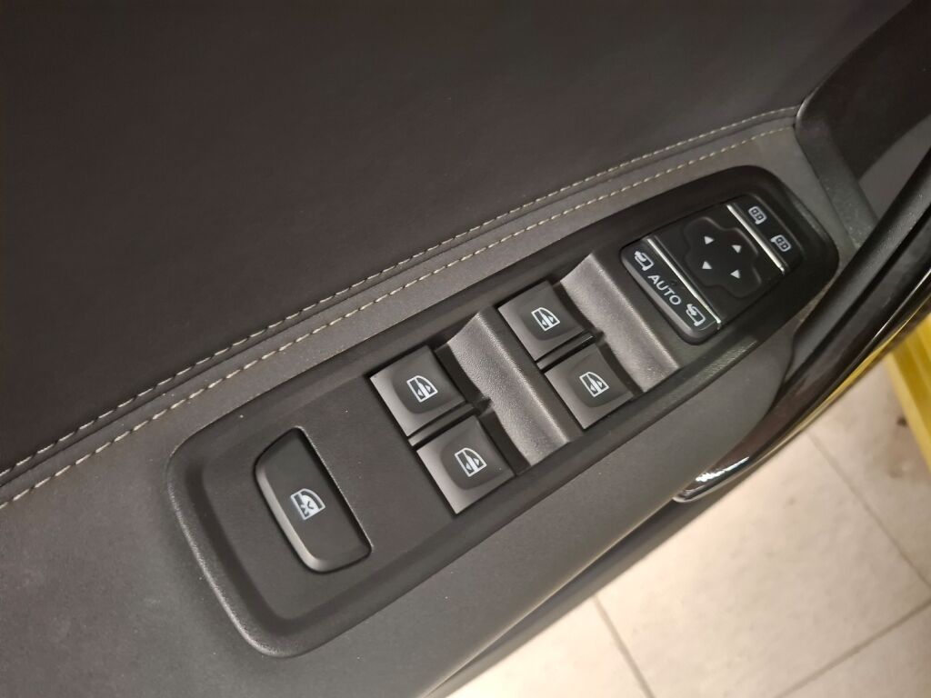 Mercedes-Benz T 2022 Keltainen