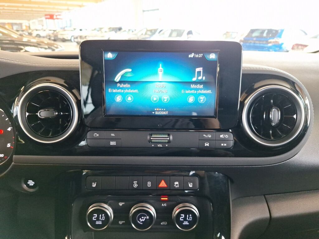 Mercedes-Benz T 2022 Keltainen