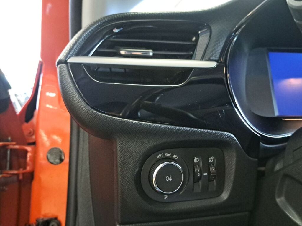 Opel Corsa-e 2020 Oranssi