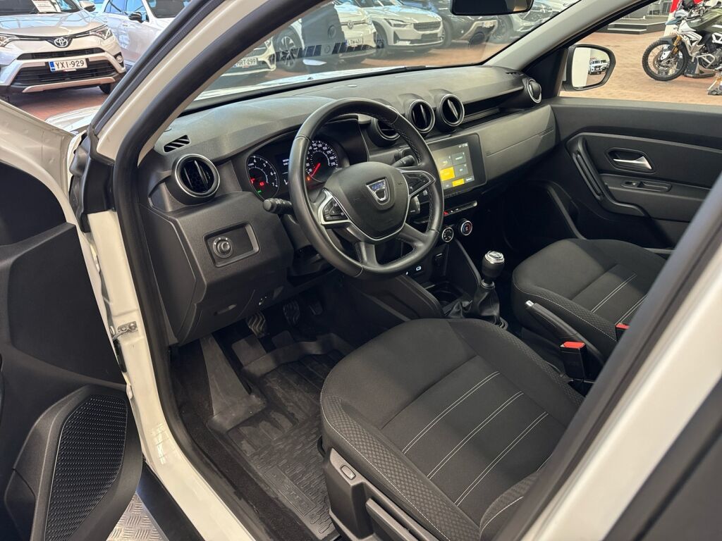 Dacia Duster 2022 Valkoinen