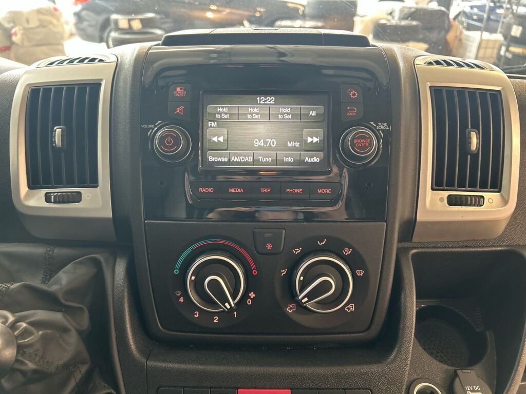 Citroen Jumper 2023 Valkoinen