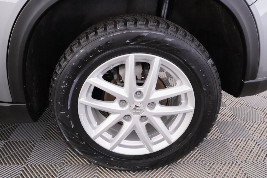 Suzuki Vitara 2023 Harmaa