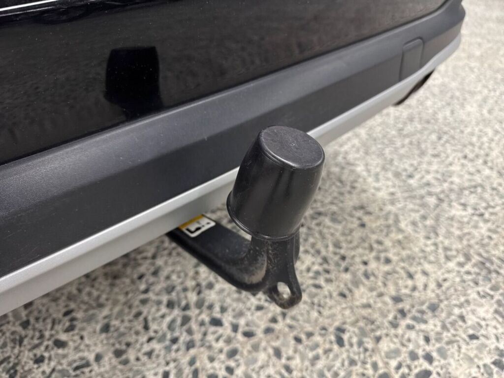 Ford Focus 2022 Musta