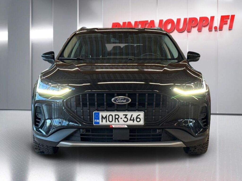 Ford Focus 2022 Musta