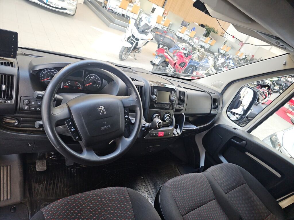 Peugeot Boxer 2023 Valkoinen