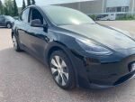 Tesla Model Y 2023 Musta