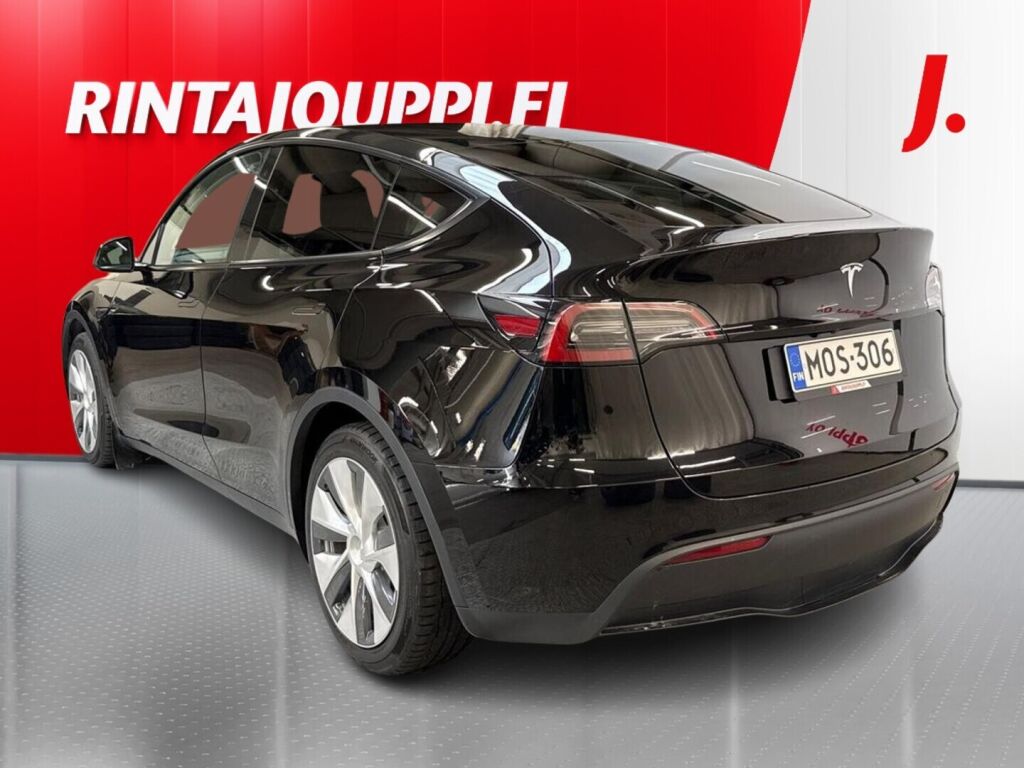 Tesla Model Y 2023 Musta