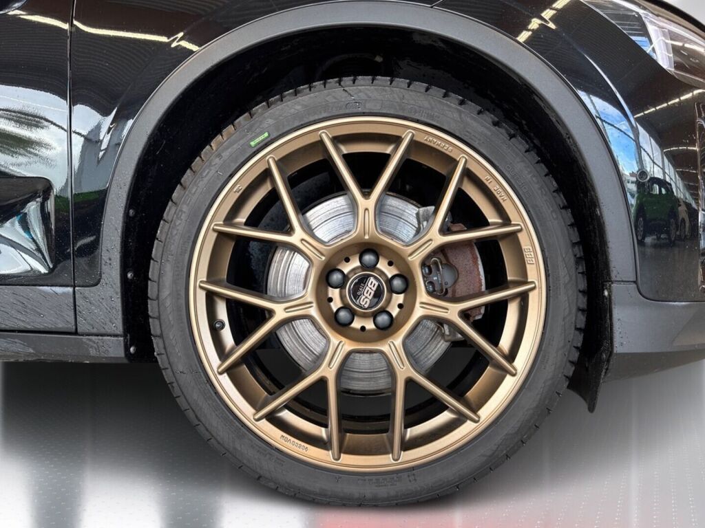 Polestar 2 2023 Musta