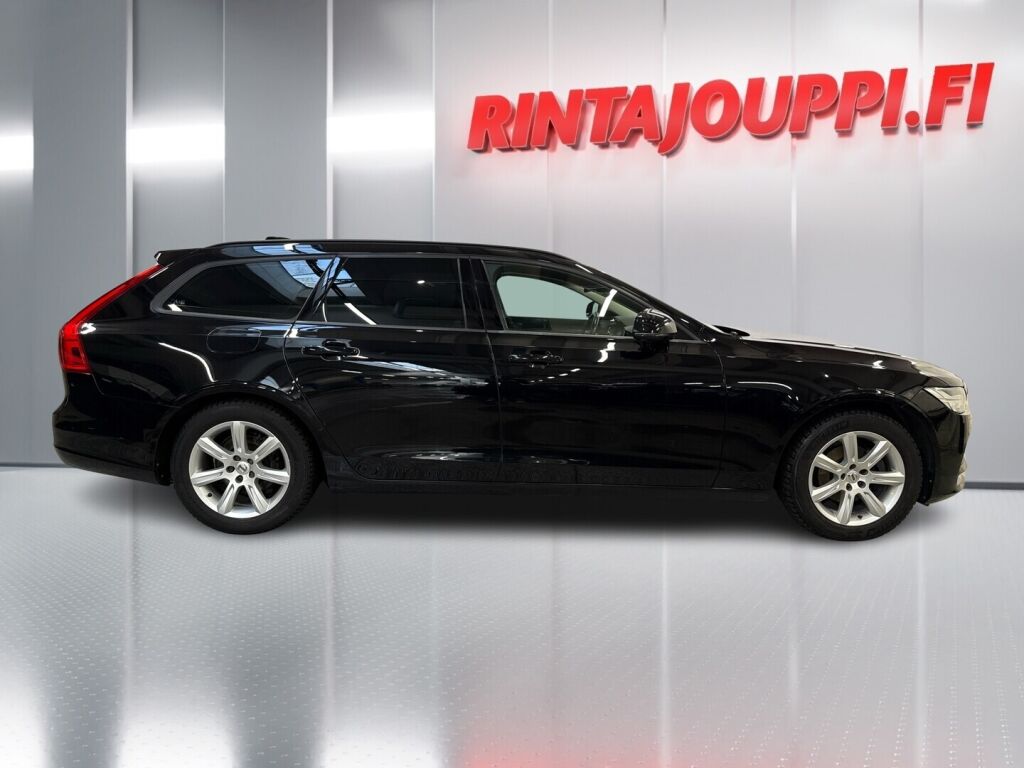Volvo V90 2017 Musta