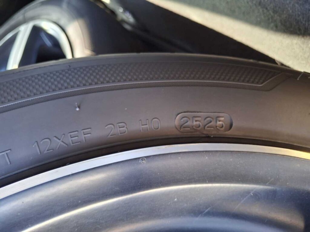 Volvo V90 2017 Musta