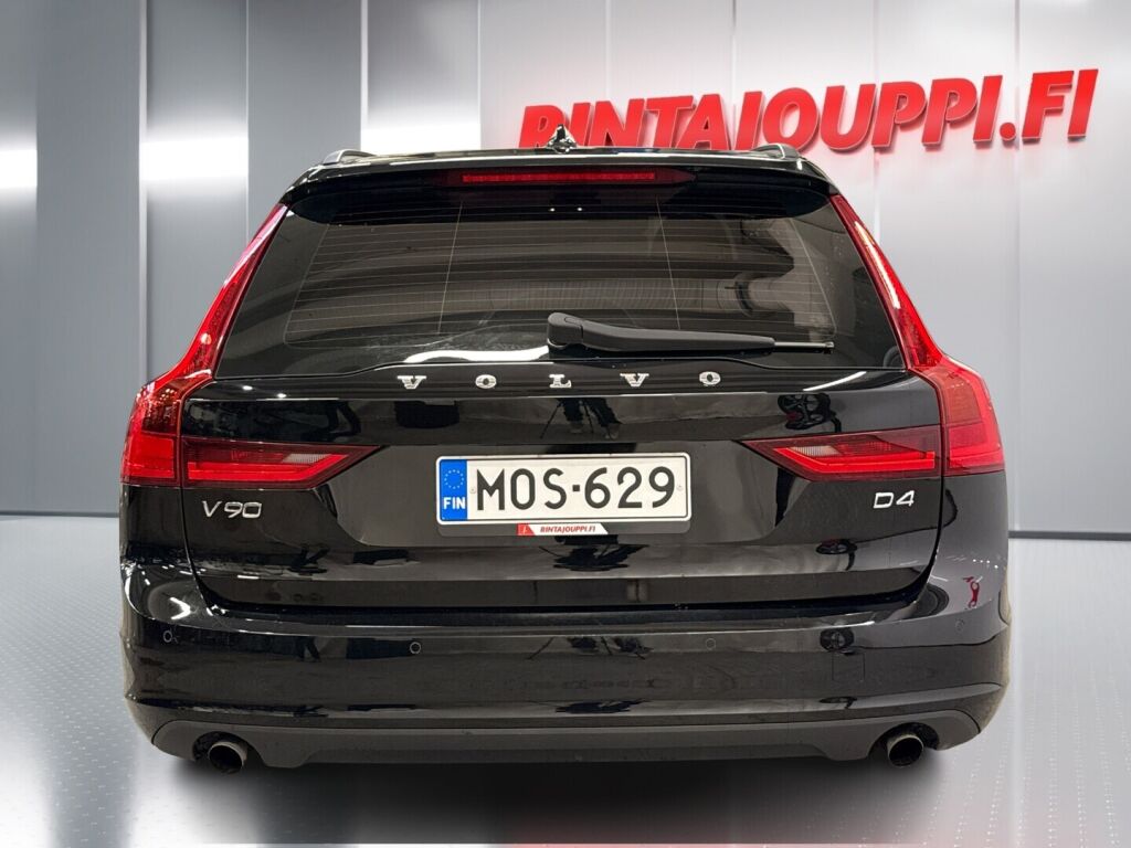Volvo V90 2017 Musta