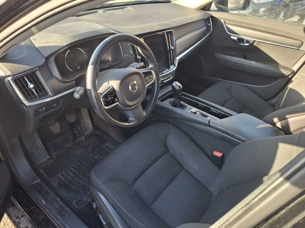 Volvo V90 2017 Musta