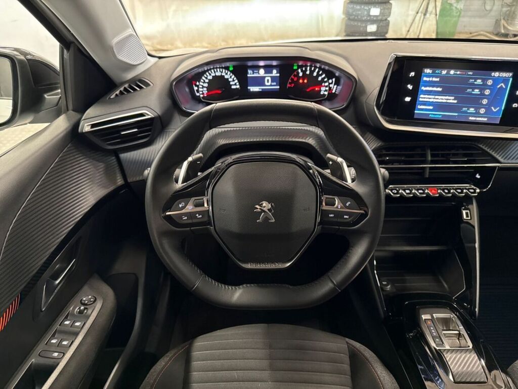 Peugeot 208 2022 Valkoinen