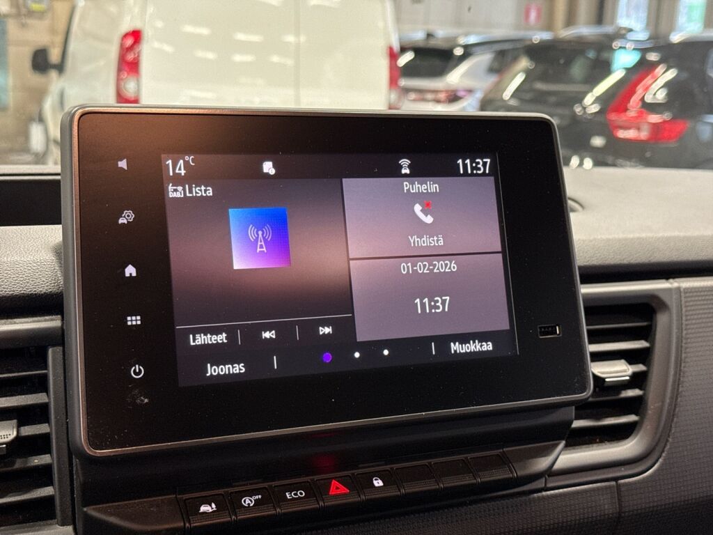 Renault Trafic 2023 Valkoinen