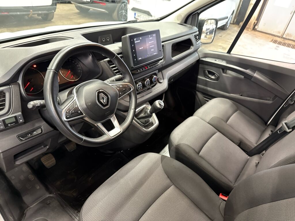 Renault Trafic 2023 Valkoinen