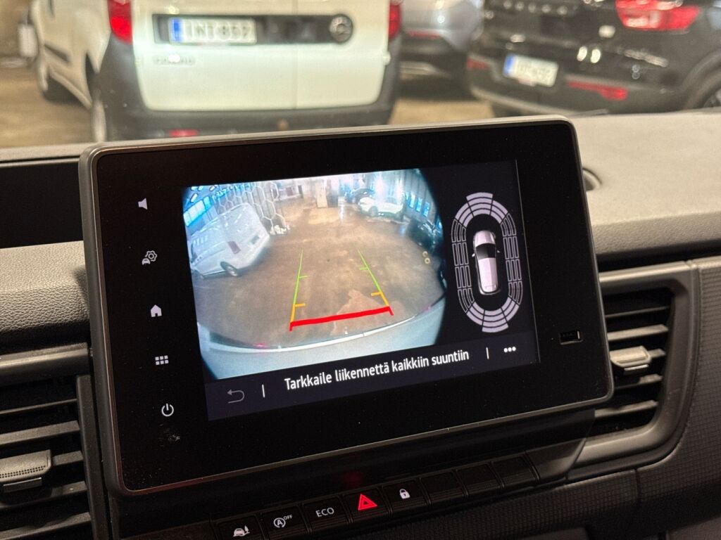 Renault Trafic 2023 Valkoinen