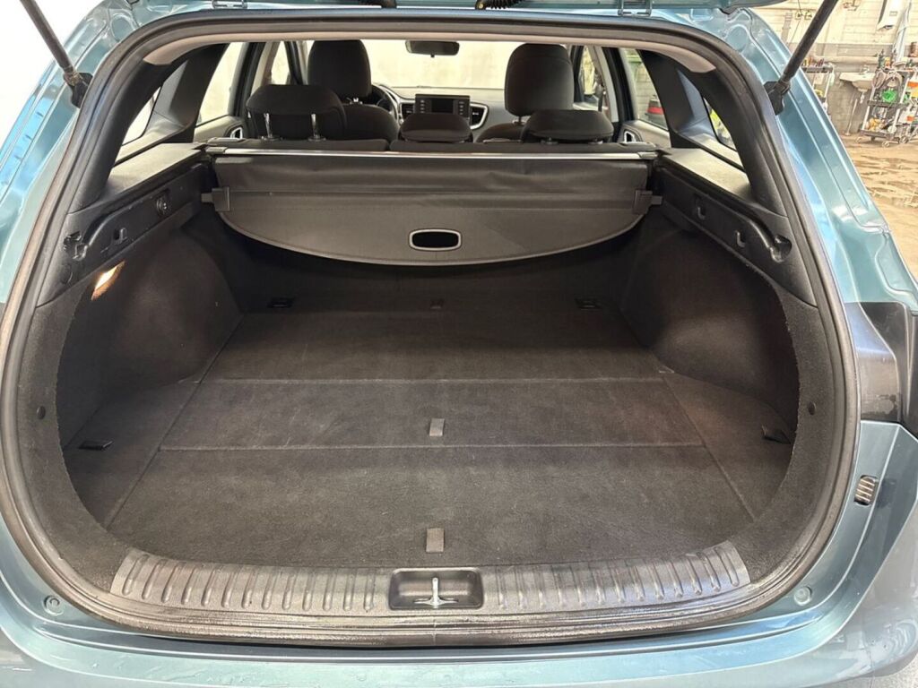 Kia Ceed 2023 Hopea