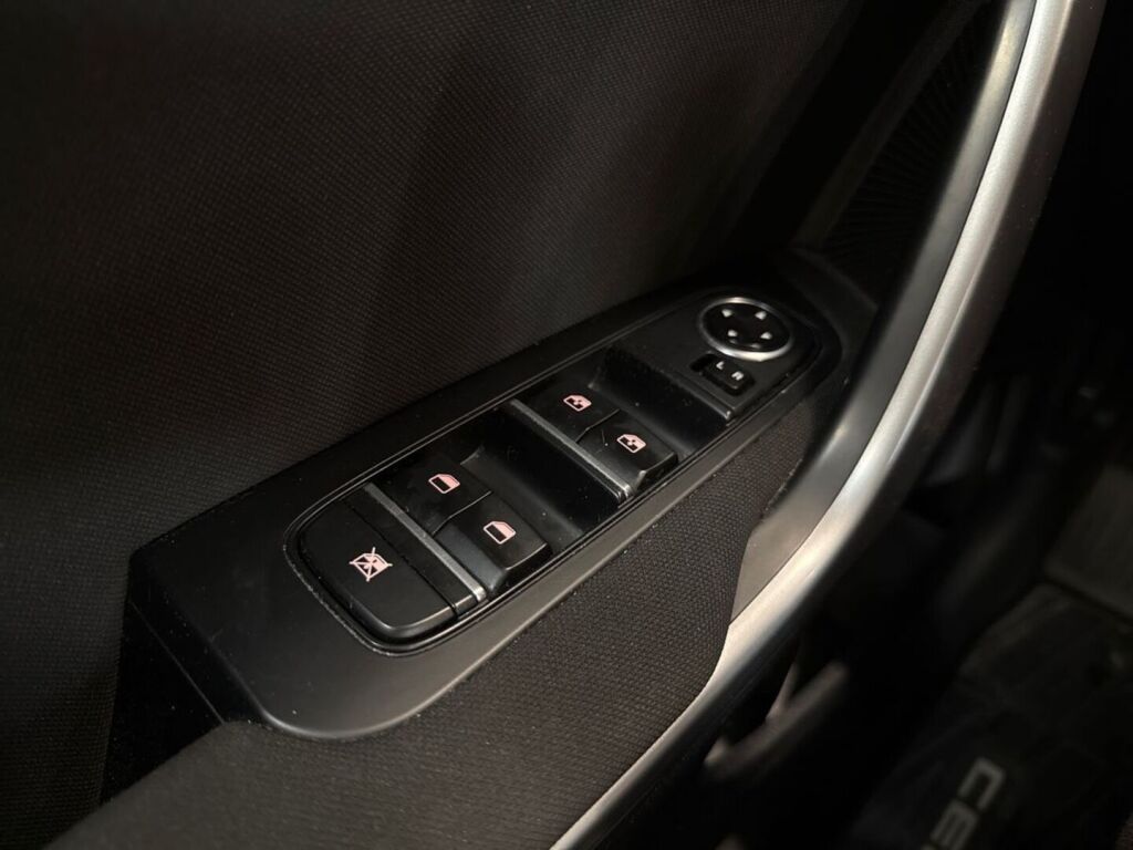 Kia Ceed 2023 Hopea