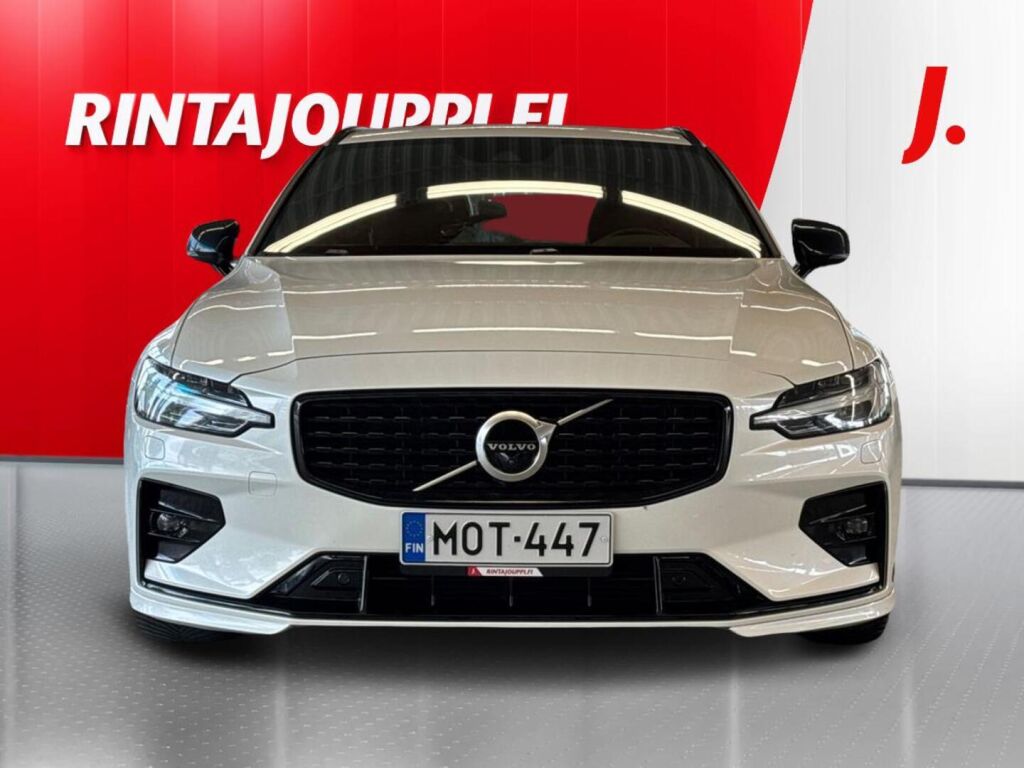 Volvo V60 2020 Valkoinen