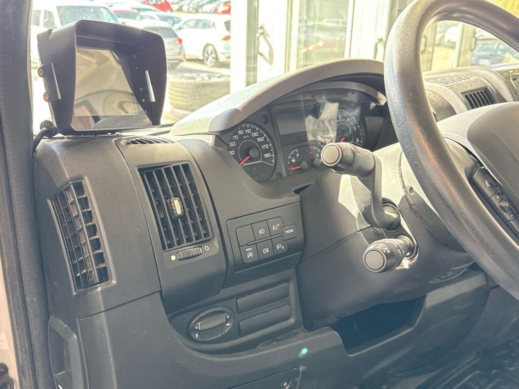Peugeot Boxer 2023 Valkoinen
