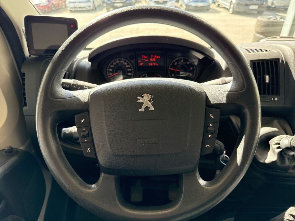 Peugeot Boxer 2023 Valkoinen