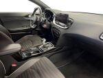 Kia ProCeed 2023 Punainen
