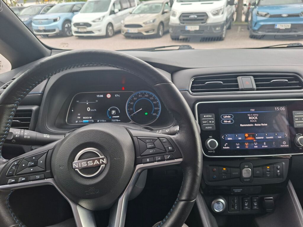 Nissan Leaf 2023 Valkoinen