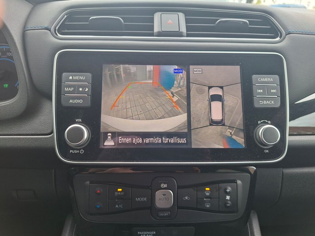 Nissan Leaf 2023 Valkoinen