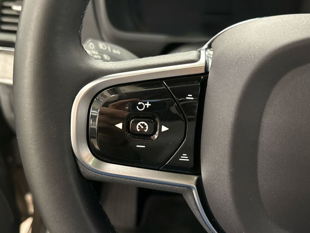 Volvo XC90 2023 Bright dusk metalli