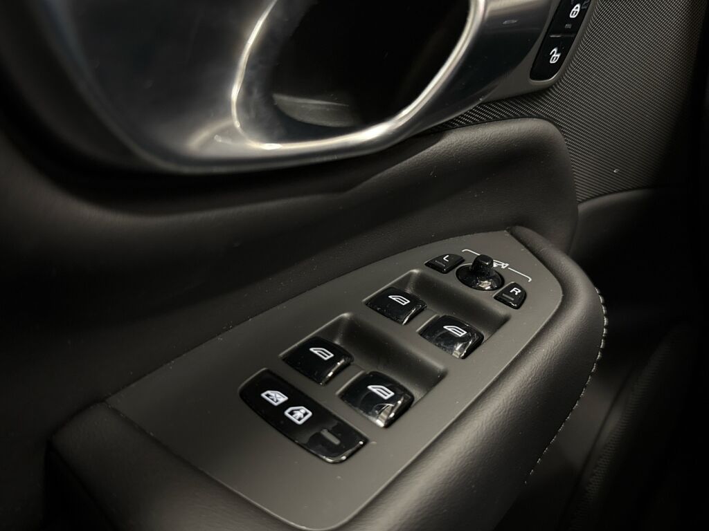 Volvo XC90 2023 Bright dusk metalli