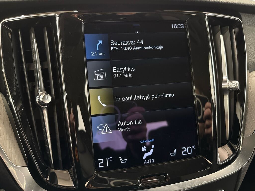 Volvo S60 2021 Sininen