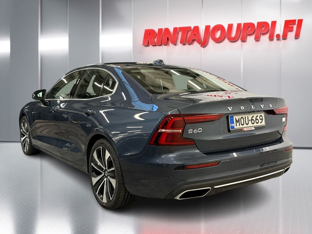 Volvo S60 2021 Sininen
