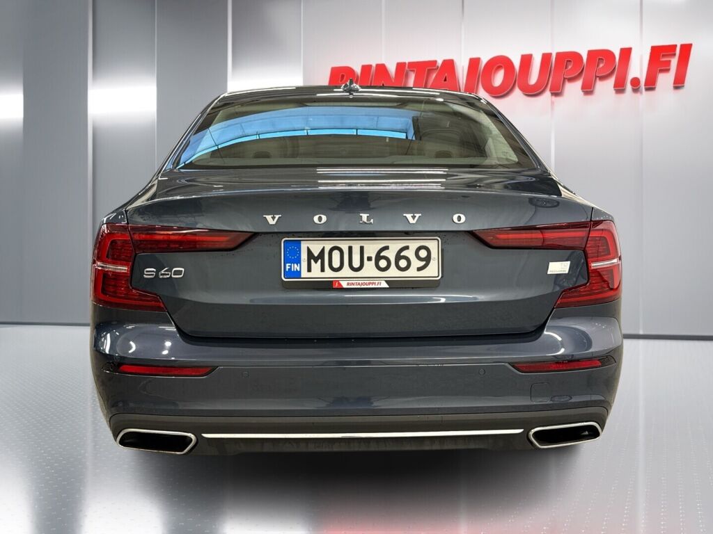 Volvo S60 2021 Sininen