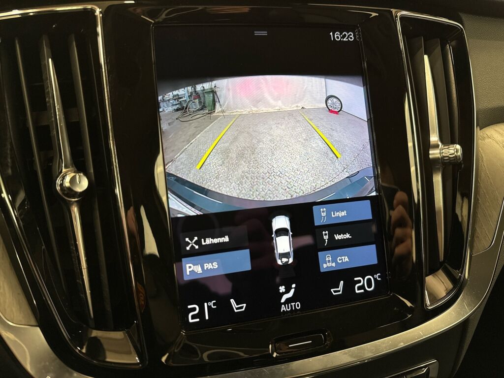 Volvo S60 2021 Sininen