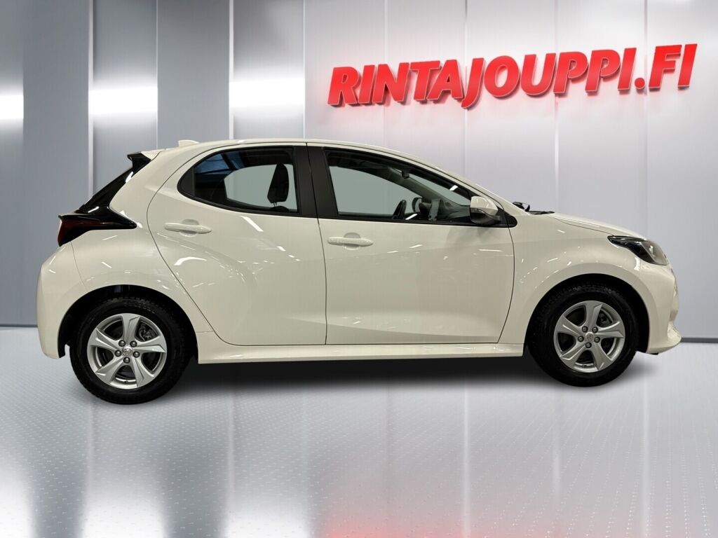 Toyota Yaris 2023 Valkoinen