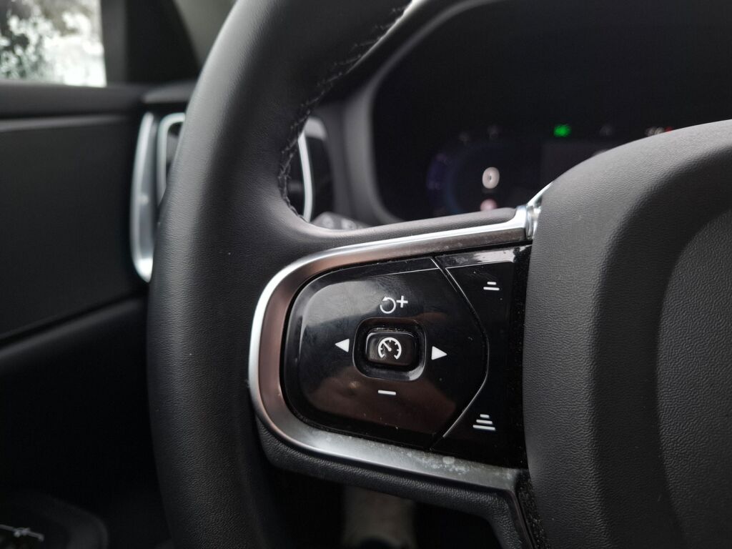 Volvo V60 2023 Harmaa