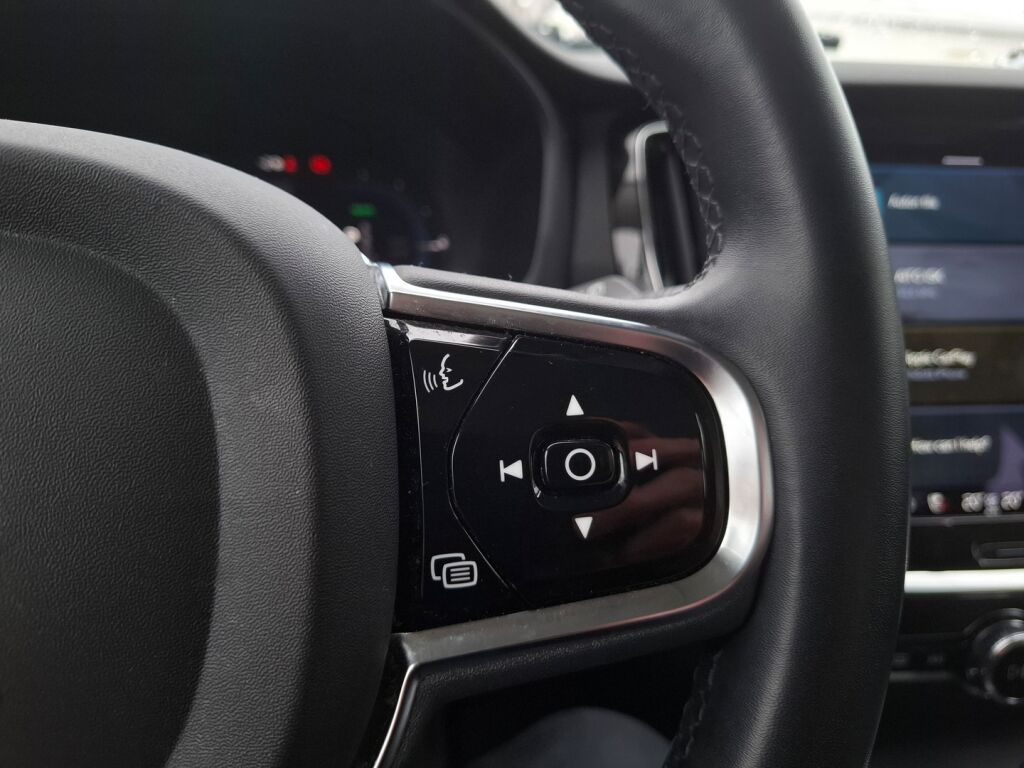 Volvo V60 2023 Harmaa