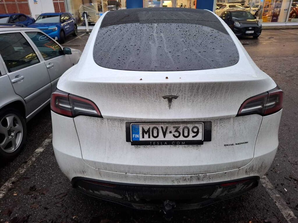 Tesla Model Y 2022 Valkoinen