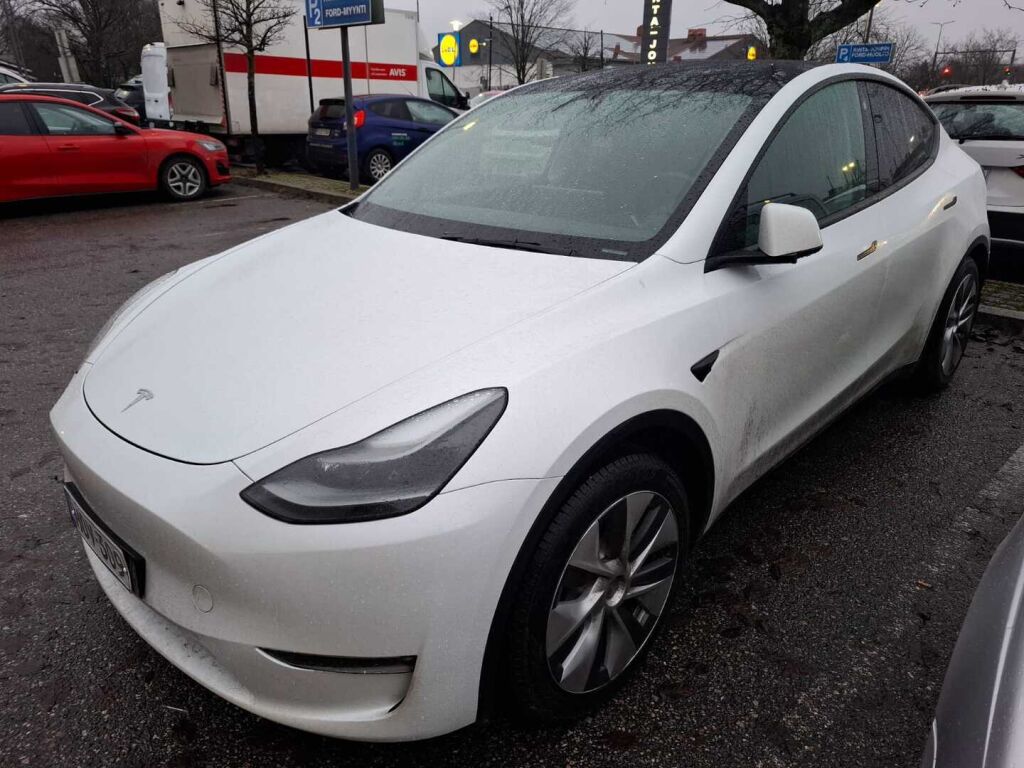 Tesla Model Y 2022 Valkoinen