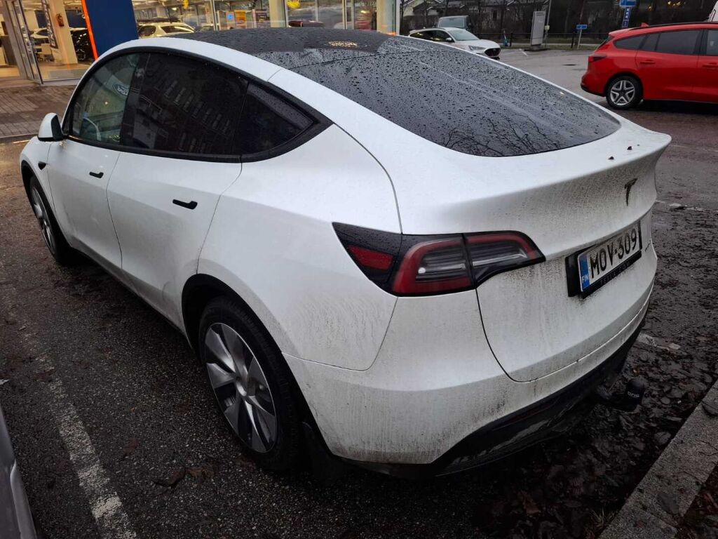Tesla Model Y 2022 Valkoinen