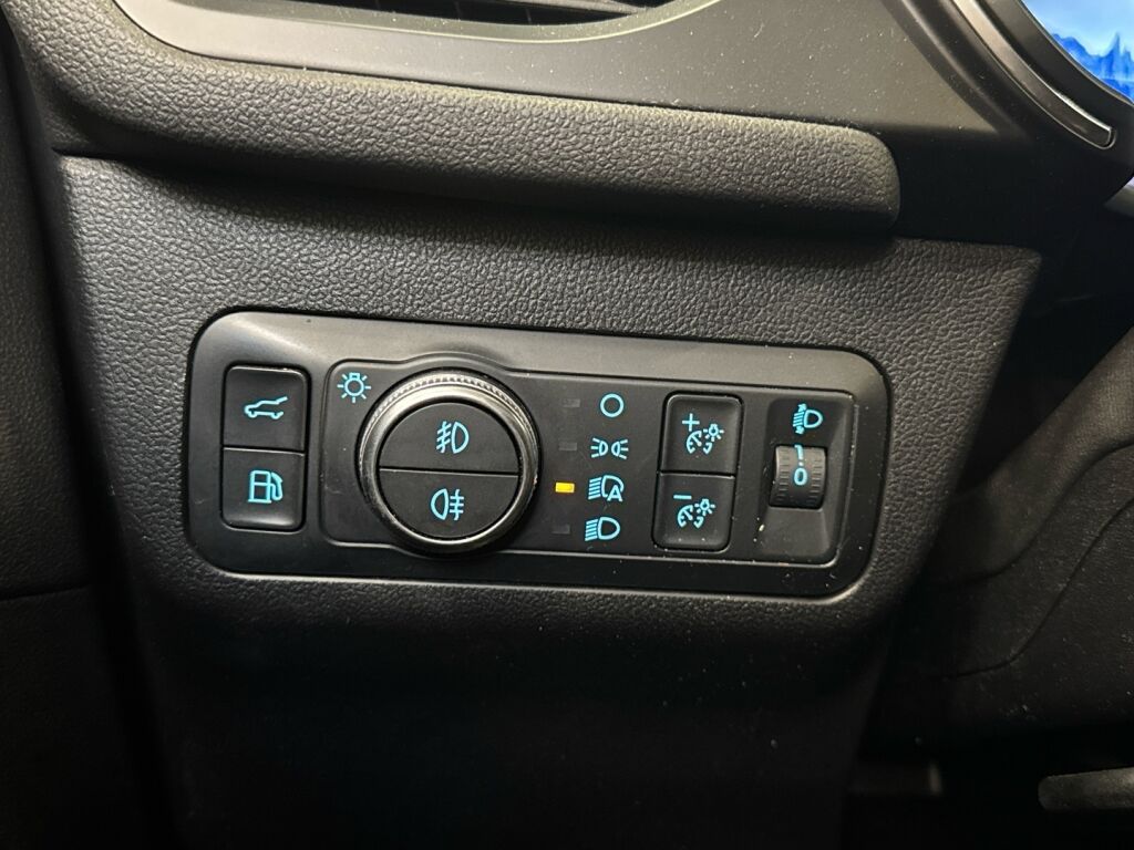Ford Kuga 2023 Punainen