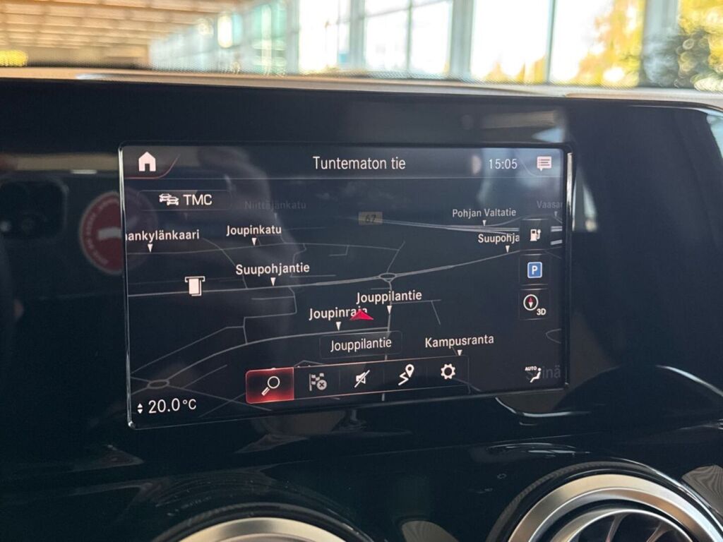 Mercedes-Benz EQB 2022 Musta