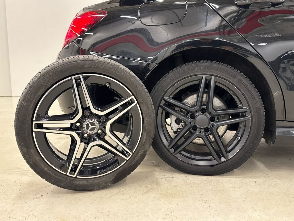 Mercedes-Benz C 2021 Musta