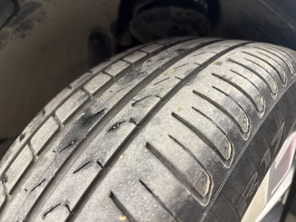 Volkswagen Passat 2019 Valkoinen