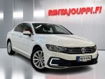 Volkswagen Passat 2019 Valkoinen