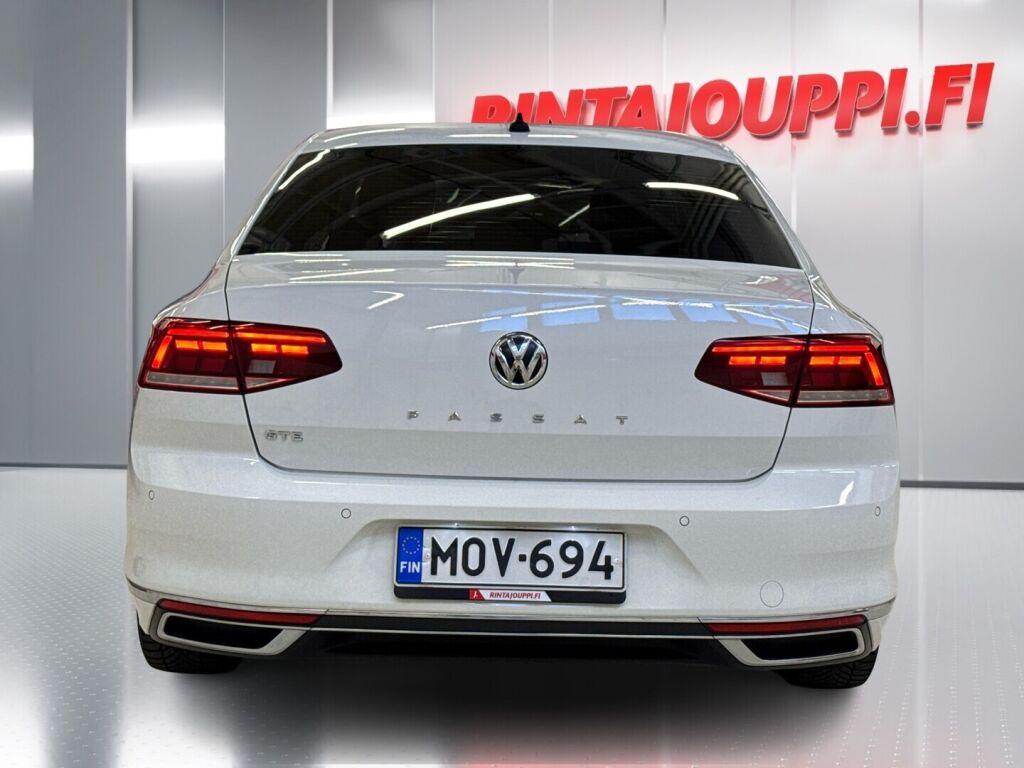 Volkswagen Passat 2019 Valkoinen