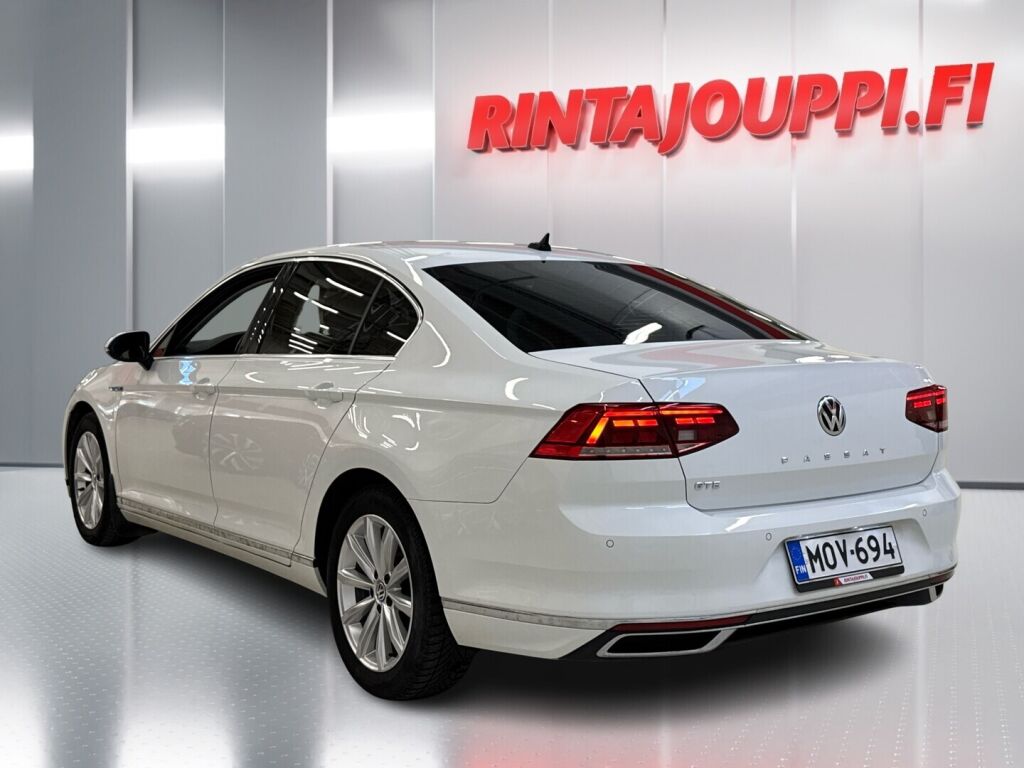 Volkswagen Passat 2019 Valkoinen