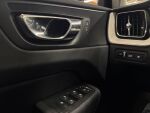 Volvo XC60 2018 Musta