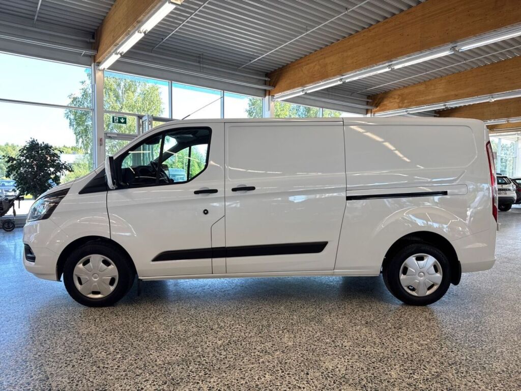 Ford Transit Custom 2023 Valkoinen